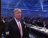 Donald Trump pega a Vince McMahon en un campeonato de lucha libre