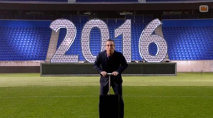 John Oliver y varios famosos mandan 2016 a tomar por culo