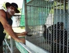 'Wild Frank, al rescate': Frank Cuesta muestra su cruzada diaria contra el duro tráfico de animales