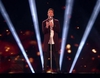 Matt Terry, ganador de 'The X Factor 2016', interpreta "One Day I'll Fly Away"