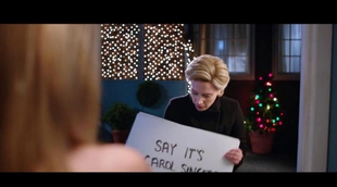 'Saturday Night Live': La doble de Hillary Clinton parodia la película 'Love Actually'