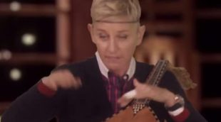 Ellen DeGeneres "participa" en una cover junto a los coaches de 'The Voice'