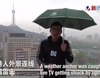 Un reportero chino es alcanzado por un rayo en directo mientras informaba sobre las fuertes tormentas