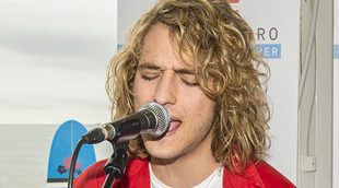 Eurovisión 2017: Manel Navarro canta "Do it for your lover" en la rueda de prensa de despedida desde Barcelona