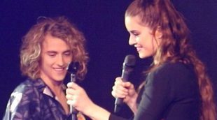 Eurovisión 2017: Manel Navarro canta "Shape Of You" junto a Lucie Jones en el Euroclub