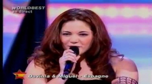 Davinia y Miguel Cadenas ('OT 3') interpretan "As" en el Worldbest en 2004
