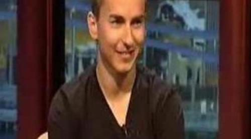 Jorge Lorenzo visita el plató de 'Buenafuente'