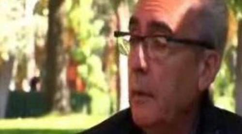 Juanjo Millás y Thais Villas hablan sobre hachís y porros en el Retiro de Madrid