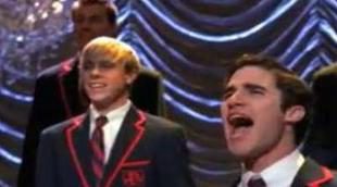 Darren Criss interpreta "Hey, Soul Sister" de Train en 'Glee'