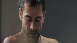 Alejandro Tous se desnuda en el primer capítulo de 'Mentes en shock'