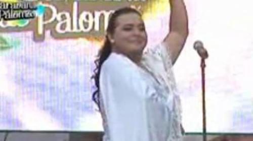 Actuación de Falete en los actos de la Caravana de Palomos