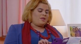 Paquita Salas se convierte junto a Noemí en una experta en apps en esta promo de la serie