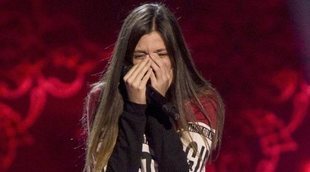 Elena Aguallo ('La Voz Kids') rompe a llorar en medio de su actuación al ver a Rosario girar su silla