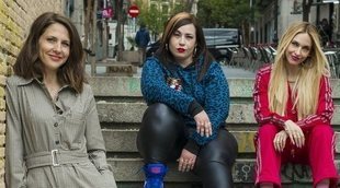 Manuela Burló: "'Por H o por B' es una comedia que esconde una denuncia de lo que nos ha tocado vivir"