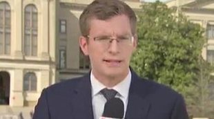 Un reportero se vuelve viral al cubrir la actualidad política estadounidense en seis idiomas distintos