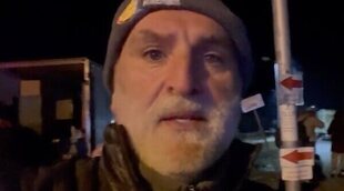 El chef José Andrés reparte alimentos a los refugiados en la frontera con Ucrania