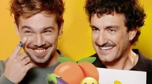 Del 'Smiley' a la berenjena y el melocotón: Así ven Carlos Cuevas y Miki Esparbé estos divertidos emojis