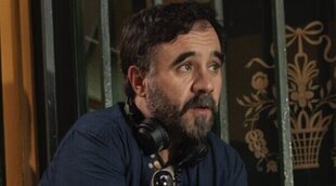 Koldo Serra ('Reina Roja'): "Huimos de los estereotipos para volver a las raíces del thriller, a Hitchcock"