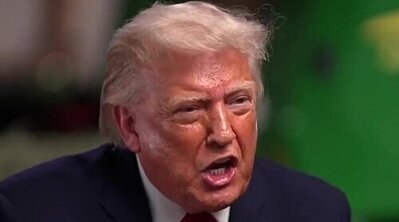 Trump se va en medio de una entrevista tras atacar a la periodista: "eres estúpida"