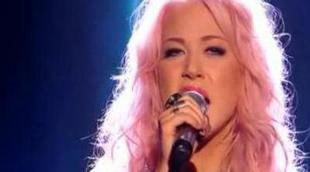 Amelia Lily: "The Show Must Go On"