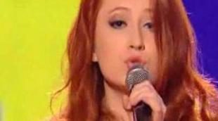 Janet Devlin se olvida la letra cantando "MMMBop" en 'The X Factor'