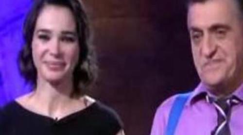 El equipo de 'El intermedio' le canta '¿Por qué te vas?' a Beatriz Montañez