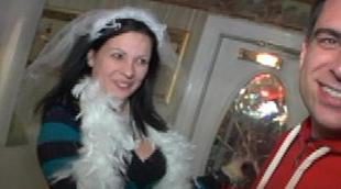 El reportero Jorge y el cámara Juan Antonio de 'Callejeros Viajeros' se casan en su visita a Las Vegas