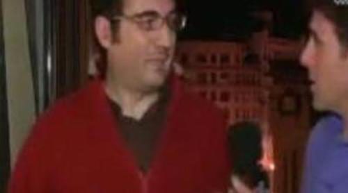 Gonzo habla con el AMPA del Colegio Luis Vives de Valencia tras las cargas policiales