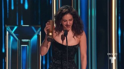 Rosalía menciona a la Doctora Polo de 'Caso cerrado' en su discurso de los Billboard Latin Music Awards