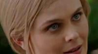 Emily Deschanel se pone una peluca rubia para huir en la nueva promo de la octava temporada de 'Bones'