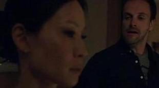 Sherlock Holmes define minuciosamente a la Watson de Lucy Liu en el estreno de 'Elementary'