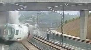 Imágenes del momento exacto del accidente de tren de Santiago