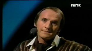 Micky con "Enséñame a cantar", representante de España en Eurovisión 1977