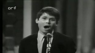 Raphael con "Hablemos del amor", representante de España en Eurovisión 1967