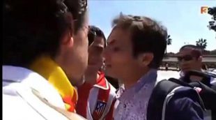 Aficionados del Real Madrid interrumpen el trabajo e increpan al periodista Victor Patsi de TV3