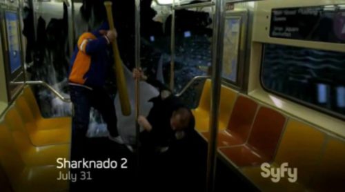 Avance de "Sharknado 2": los tiburones atacan el metro de Nueva York
