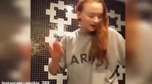 Sophie Turner ('Juego de tronos') cumple el reto del cubo de agua helada