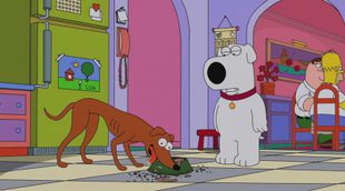 Brian Griffin conoce a Pequeño Ayudante de Santa Claus