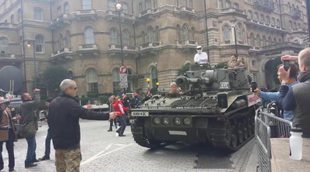 Un tanque estaciona en la BBC pidiendo la readmisión del presentador de 'Top Gear'