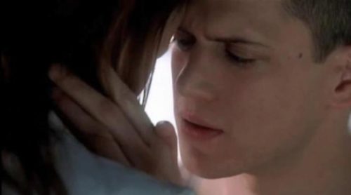 Michael Scofield y Sara Tancredi se besan por primera vez en 'Prison Break'