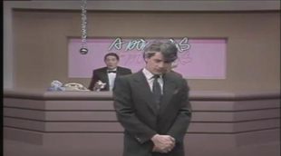 Martes y 13 imitan el inconfundible estilo de Jesús Hermida