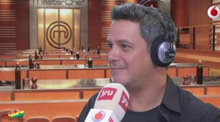 Alejandro Sanz ejerce de jurado de 'Masterchef' en el programa de Dani Mateo