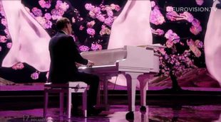 Eurovisión 2015: Actuación de Polonia, Monika Kuszynska - In The Name Of Love