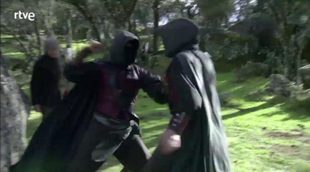 Águila Roja vs Águila Roja: Gonzalo se enfrenta al impostor que está masacrando al pueblo