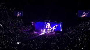 Taylor Swift y Lisa Kudrow cantan "Smelly Cat" de 'Friends' en el "1989 Tour" en Los Angeles