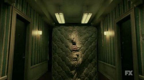 Quinto teaser de 'American Horror Story: Hotel': Sleepwalk