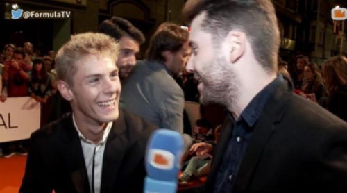 La alfombra roja de 'Mar de plástico': Los misterios del tiempo de Rodolfo Sancho y un infiltrado en el preestreno