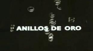 Recordamos la cabecera de la mítica 'Anillos de oro', serie escrita y protagonizada por Ana Diosdado