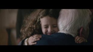 Un anciano finge su propia muerte para reunir a su familia, en un entrañable spot navideño